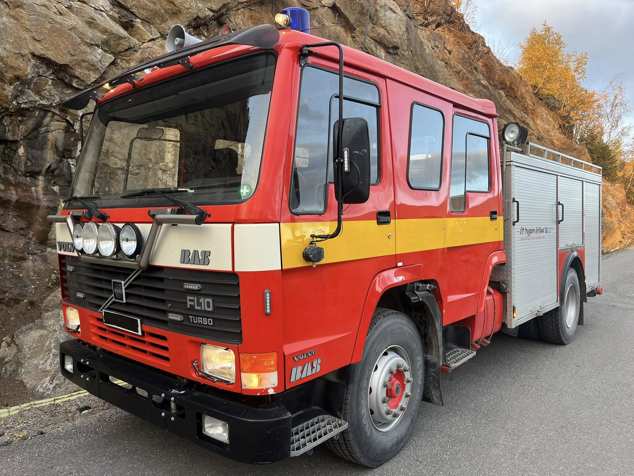 VOLVO FL10 4x2 - fire engine / fire truck / brandbil - Brandweerwagen: afbeelding 1 VOLVO FL10 4x2 - fire engine / fire truck / brandbil - Brandweerwagen: afbeelding 1