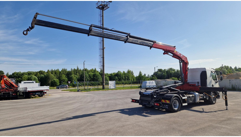 Volvo FL280 4X2 HMF 1560 + platform - Haakarmsysteem vrachtwagen, Kraanwagen: afbeelding 4 Volvo FL280 4X2 HMF 1560 + platform - Haakarmsysteem vrachtwagen, Kraanwagen: afbeelding 4