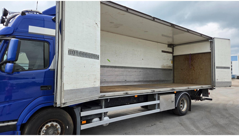 Volvo FM330 4X2 - Bakwagen: afbeelding 5 Volvo FM330 4X2 - Bakwagen: afbeelding 5