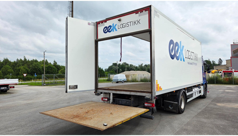 Bakwagen Volvo FM330 4X2: afbeelding 13 Bakwagen Volvo FM330 4X2: afbeelding 13