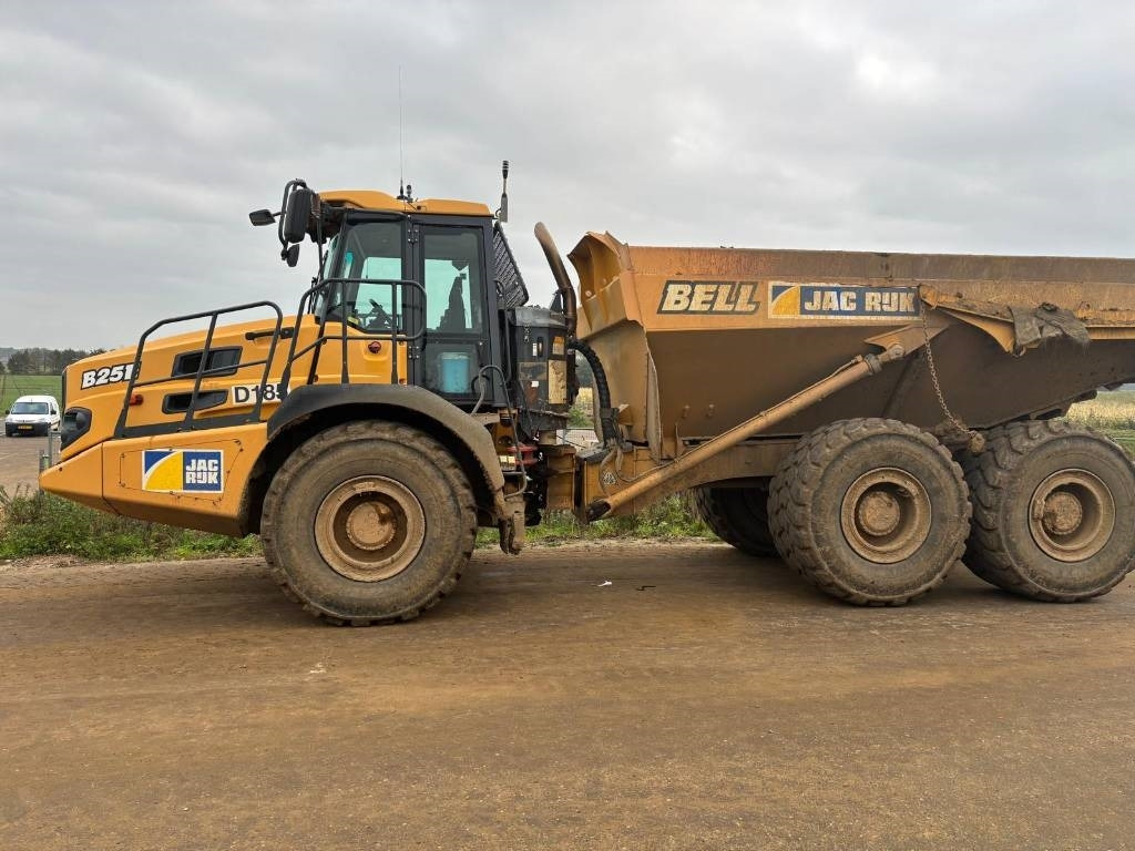 Bell B 25 E - Kiepwagen met knikbesturing: afbeelding 2 Bell B 25 E - Kiepwagen met knikbesturing: afbeelding 2