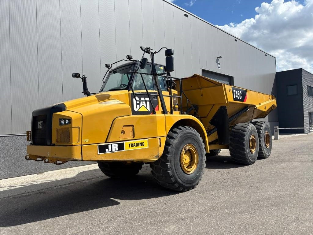 CAT 745 C (CE /Low Hours) - Kiepwagen met knikbesturing: afbeelding 2 CAT 745 C (CE /Low Hours) - Kiepwagen met knikbesturing: afbeelding 2