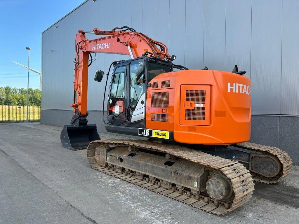 Hitachi ZX 225 US LC-6 - Rupsgraafmachine: afbeelding 3 Hitachi ZX 225 US LC-6 - Rupsgraafmachine: afbeelding 3