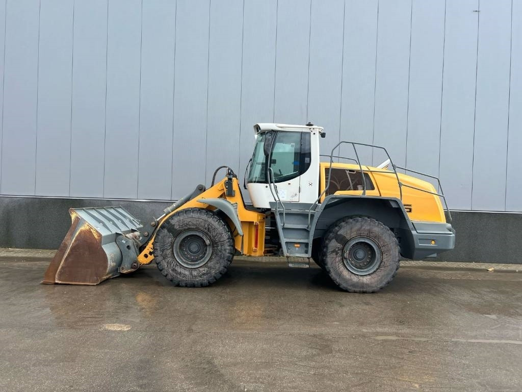 Liebherr L 550 (Comes with High-tip - Mit Hochkipper) - Wiellader: afbeelding 1 Liebherr L 550 (Comes with High-tip - Mit Hochkipper) - Wiellader: afbeelding 1