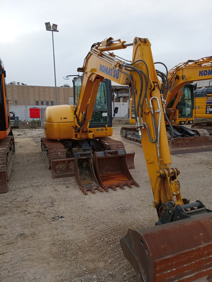 KOMATSU PC80MR-5 - Rupsgraafmachine: afbeelding 2 KOMATSU PC80MR-5 - Rupsgraafmachine: afbeelding 2