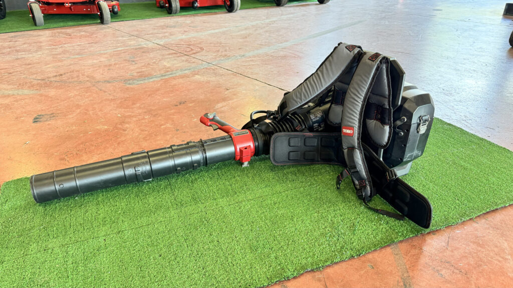Toro – Zaino e soffiatore Revolution 66200 - Tuinmachine: afbeelding 5 Toro – Zaino e soffiatore Revolution 66200 - Tuinmachine: afbeelding 5