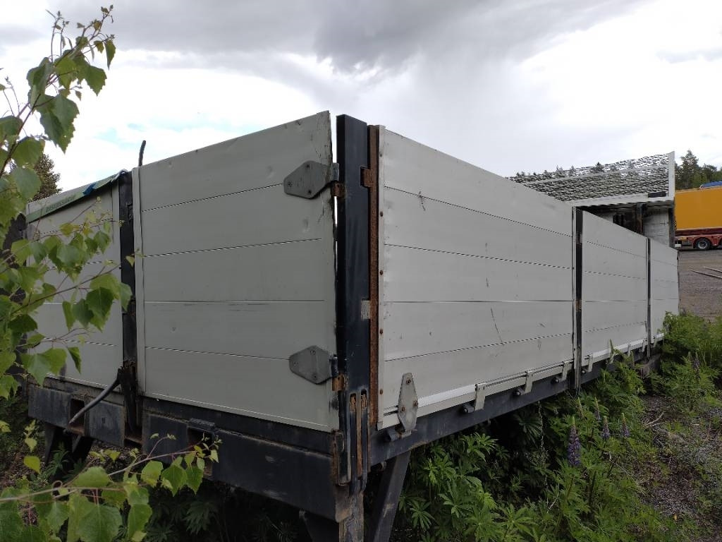 Rahtilava 6,40m nosturitupet+teline - Open laadbak: afbeelding 1 Rahtilava 6,40m nosturitupet+teline - Open laadbak: afbeelding 1