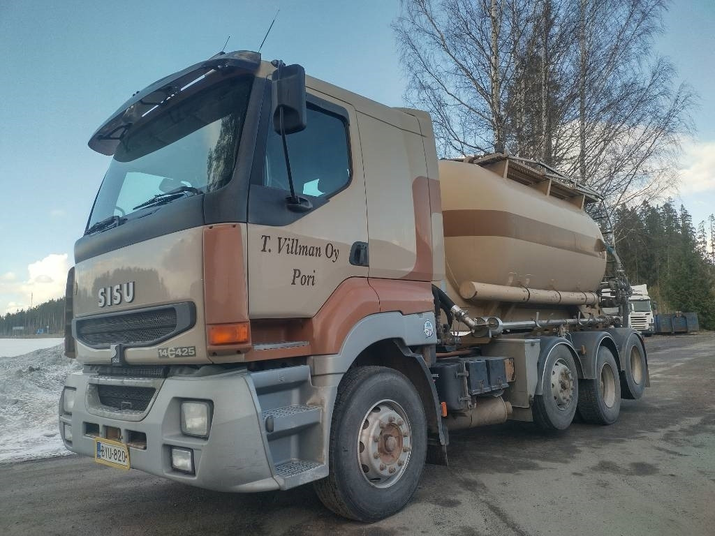 Sisu E14 8x2 kippipainepytty+kompura - Tankwagen: afbeelding 2 Sisu E14 8x2 kippipainepytty+kompura - Tankwagen: afbeelding 2