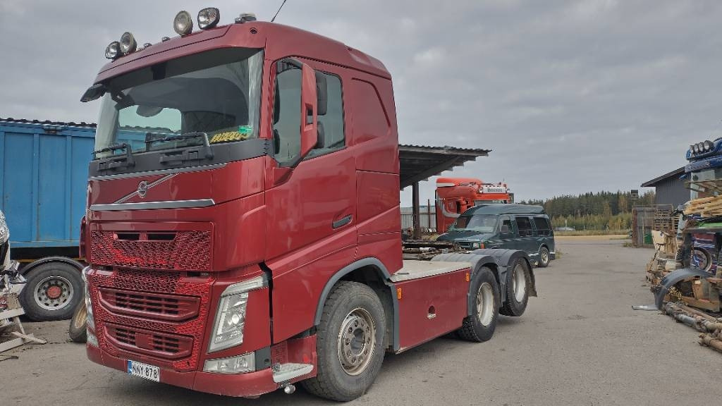 Volvo FH13 6x4 nouseva teliveto, HYDR!! - Trekker: afbeelding 1 Volvo FH13 6x4 nouseva teliveto, HYDR!! - Trekker: afbeelding 1