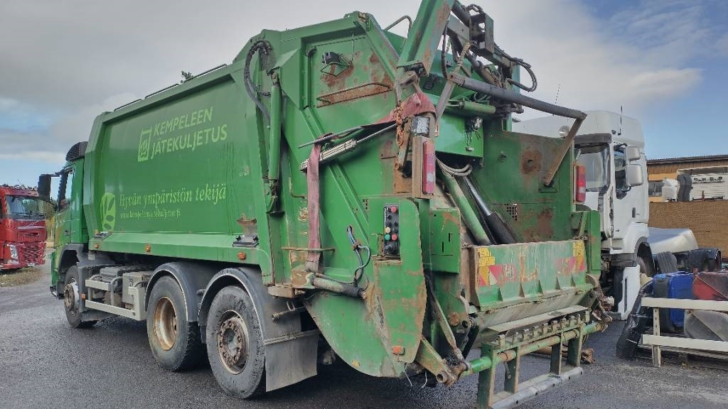 Volvo FM330 6x2 Norba pakkaaja,molokki nostin, manuaali - Vuilniswagen: afbeelding 5 Volvo FM330 6x2 Norba pakkaaja,molokki nostin, manuaali - Vuilniswagen: afbeelding 5