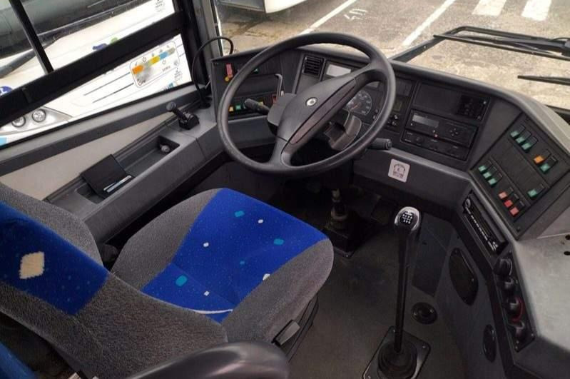 Irisbus AXER / SPROWADZONY / MANUAL / KILKA SZTUK - Streekbus: afbeelding 4 Irisbus AXER / SPROWADZONY / MANUAL / KILKA SZTUK - Streekbus: afbeelding 4