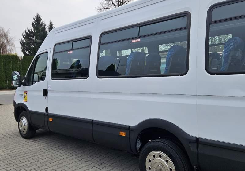 Iveco A50C17 DAILY / SPROWADZONE / KLIMA DLA KIEROWCY - Minibus, Personenvervoer: afbeelding 5 Iveco A50C17 DAILY / SPROWADZONE / KLIMA DLA KIEROWCY - Minibus, Personenvervoer: afbeelding 5