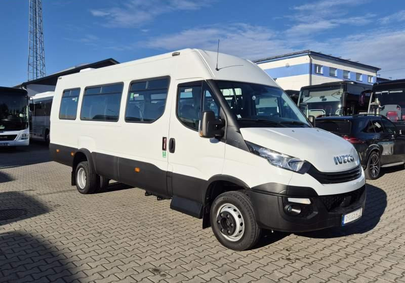 Iveco A60C15 DAILY/SPROWADZONE/EURO 6/92 000 KM / KLIMA - Minibus, Personenvervoer: afbeelding 4 Iveco A60C15 DAILY/SPROWADZONE/EURO 6/92 000 KM / KLIMA - Minibus, Personenvervoer: afbeelding 4