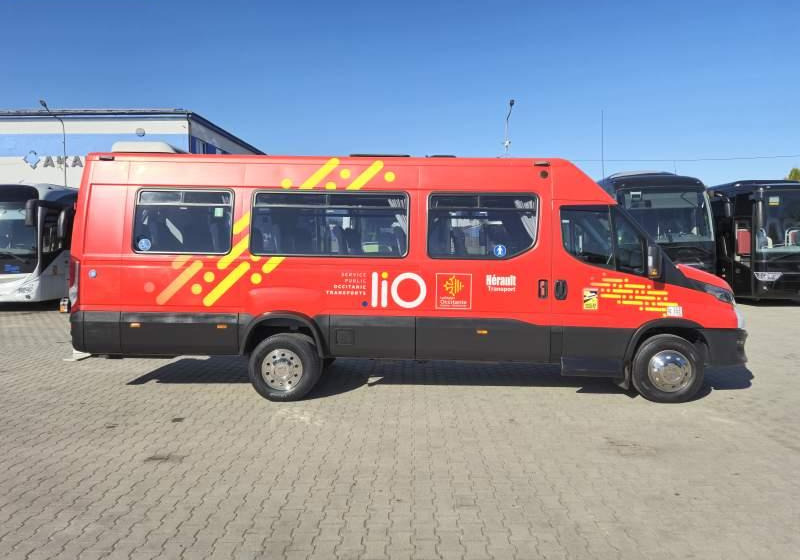 Iveco DAILY 65C18/SPROWADZONE/23 MIEJSCA/KLIM/WINDA - Minibus, Personenvervoer: afbeelding 5 Iveco DAILY 65C18/SPROWADZONE/23 MIEJSCA/KLIM/WINDA - Minibus, Personenvervoer: afbeelding 5