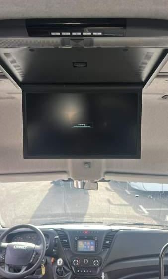Iveco DAILY/ SPROWADZONE / 2X KLIMA / TV / 108 000 KM - Minibus, Personenvervoer: afbeelding 4 Iveco DAILY/ SPROWADZONE / 2X KLIMA / TV / 108 000 KM - Minibus, Personenvervoer: afbeelding 4