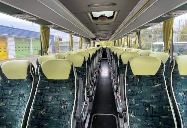 Mercedes-Benz TOURISMO M2 RHD / SPROWADZONY/ 65 MIEJSC/ EURO 5 - Touringcar: afbeelding 2 Mercedes-Benz TOURISMO M2 RHD / SPROWADZONY/ 65 MIEJSC/ EURO 5 - Touringcar: afbeelding 2