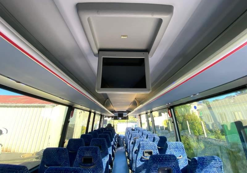 Neoplan TRENDLINER / SPROWADZONY / KLIMATYZACJA/ MANUAL - Streekbus: afbeelding 2 Neoplan TRENDLINER / SPROWADZONY / KLIMATYZACJA/ MANUAL - Streekbus: afbeelding 2