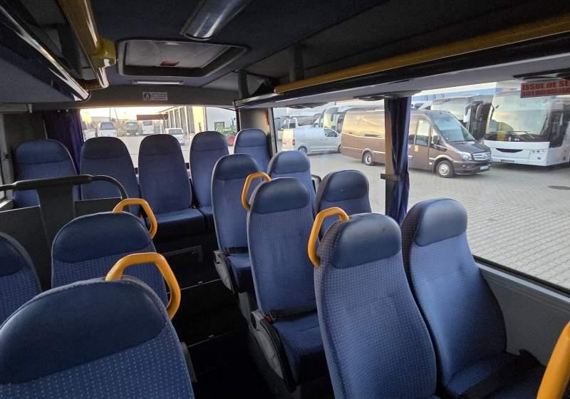 Otokar VECTIO / SPROWADZONY Z POŁUDNIA FRANCJI/ MANUAL - Minibus, Personenvervoer: afbeelding 4 Otokar VECTIO / SPROWADZONY Z POŁUDNIA FRANCJI/ MANUAL - Minibus, Personenvervoer: afbeelding 4