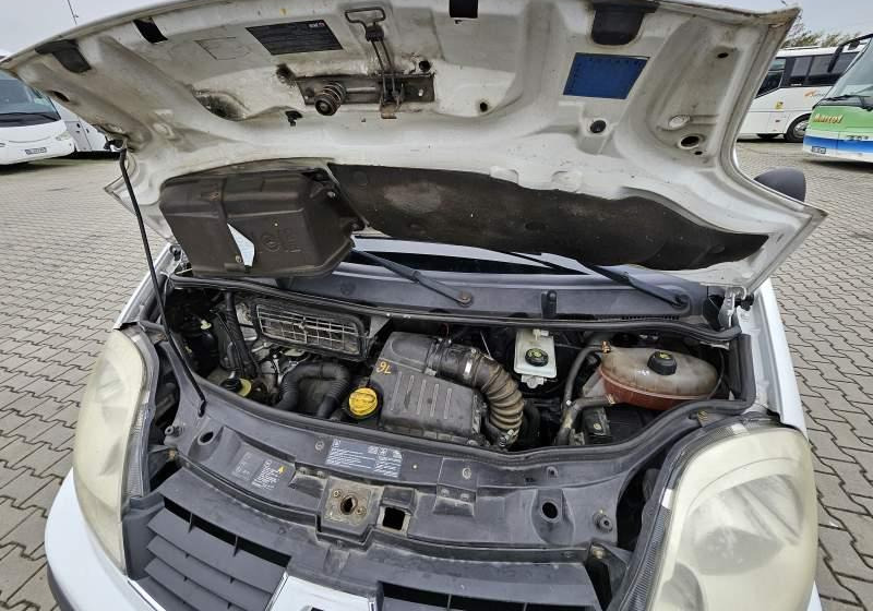 Renault TRAFIC 2.0 DCI 90 COMBI L2H1 / SPROWADZONY - Minibus, Personenvervoer: afbeelding 3 Renault TRAFIC 2.0 DCI 90 COMBI L2H1 / SPROWADZONY - Minibus, Personenvervoer: afbeelding 3