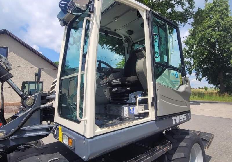 Mobiele graafmachine Schaeff TW95 / SPROWADZONA Z FRANCJI/ 6 500 MTH: afbeelding 18