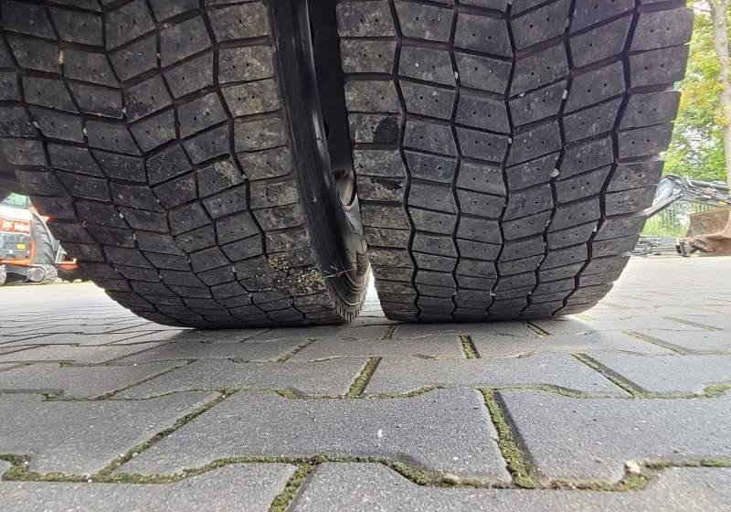 Trekker DAF XF510 SPACE CAB / SPROWADZONY / MANUAL / RETARDER: afbeelding 12