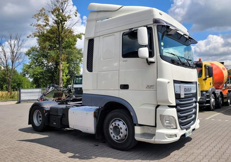 Trekker DAF XF510 SPACE CAB / SPROWADZONY / MANUAL / RETARDER: afbeelding 9