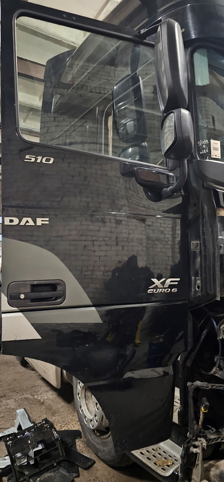 DAF XF, CF, EURO6, EURO 6 emission door left + right, driver + passenger, space cab, comfort 1881862, 1881863 - Deur en onderdelen voor Vrachtwagen: afbeelding 1 DAF XF, CF, EURO6, EURO 6 emission door left + right, driver + passenger, space cab, comfort 1881862, 1881863 - Deur en onderdelen voor Vrachtwagen: afbeelding 1