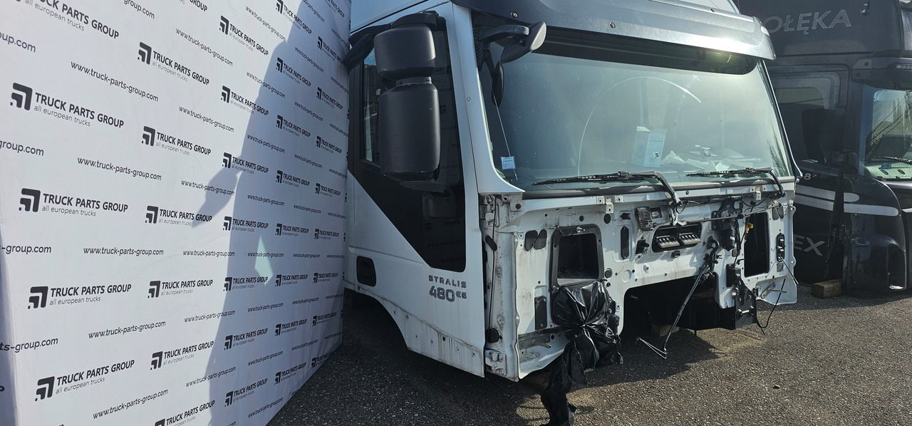 IVECO IVECO STRALIS EURO6 HI-WAY cab, cabin 5801758713, 504087022 - Onderdelen voor Vrachtwagen: afbeelding 2 IVECO IVECO STRALIS EURO6 HI-WAY cab, cabin 5801758713, 504087022 - Onderdelen voor Vrachtwagen: afbeelding 2
