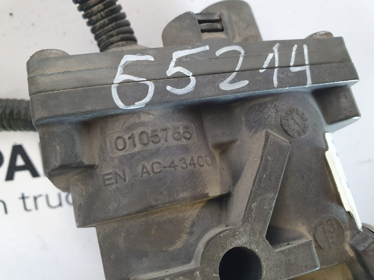 MAN MAN TGX / TGS EURO6 pressure pneumatic valve by NORGREN 4088530, 0105755, 51259020125, 51521600002, 81156106011, 81156106010, 51156100001, 81156106009, 81156106008 - Onderdelen voor Vrachtwagen: afbeelding 5 MAN MAN TGX / TGS EURO6 pressure pneumatic valve by NORGREN 4088530, 0105755, 51259020125, 51521600002, 81156106011, 81156106010, 51156100001, 81156106009, 81156106008 - Onderdelen voor Vrachtwagen: afbeelding 5