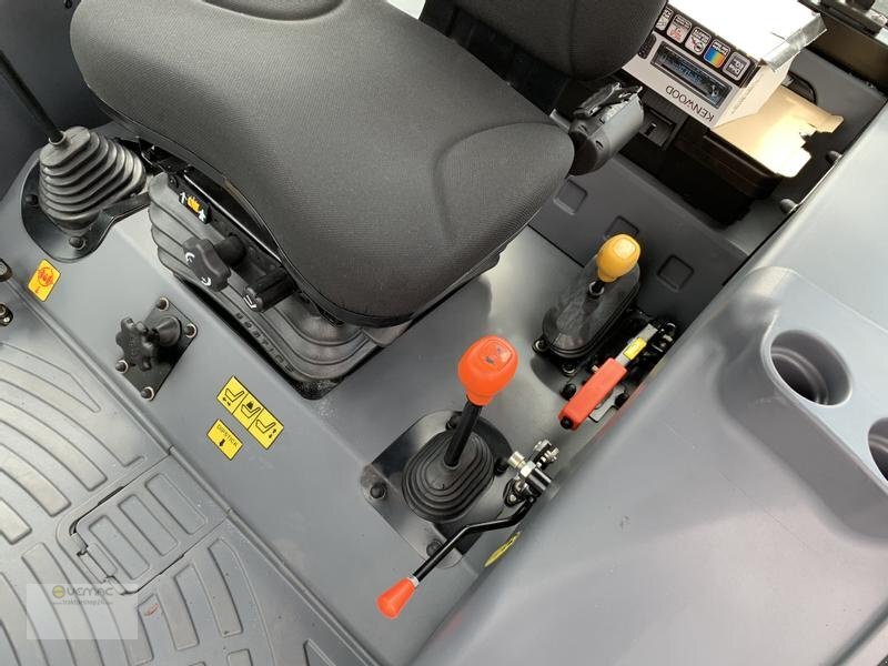 Nieuw Tractor Solis 50 RX 50PS Frontlader Schaufel Sonalika Traktor Schlepper KLIMA NEU: afbeelding 12