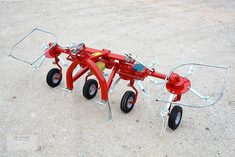 Vemac Heuwender 290 Daros 4GS Kreiselheuwender Kreiselwender NEU - Hooischudder: afbeelding 2 Vemac Heuwender 290 Daros 4GS Kreiselheuwender Kreiselwender NEU - Hooischudder: afbeelding 2
