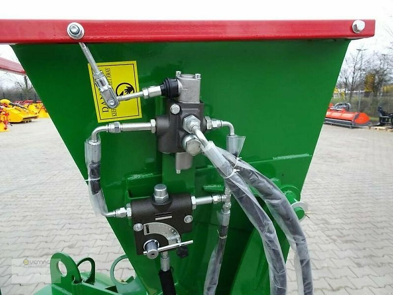 Vemac Holzhäcksler Agrifarm WOD11H Holzschredder Häcksler Hydraulik, bis 13cm Holzeinzug - Houtversnipperaar: afbeelding 2 Vemac Holzhäcksler Agrifarm WOD11H Holzschredder Häcksler Hydraulik, bis 13cm Holzeinzug - Houtversnipperaar: afbeelding 2