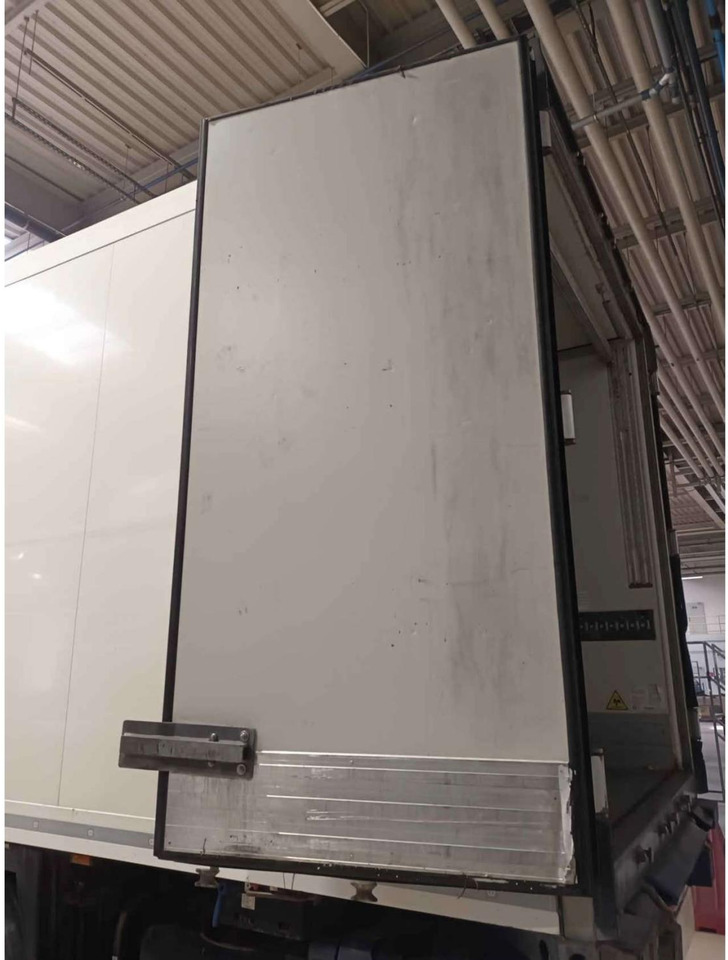 2018 Krone SDR Double Deck Cool Liner FP45 ThermoKing SLXi 300 Lifting Axle - Koelwagen oplegger: afbeelding 4 2018 Krone SDR Double Deck Cool Liner FP45 ThermoKing SLXi 300 Lifting Axle - Koelwagen oplegger: afbeelding 4