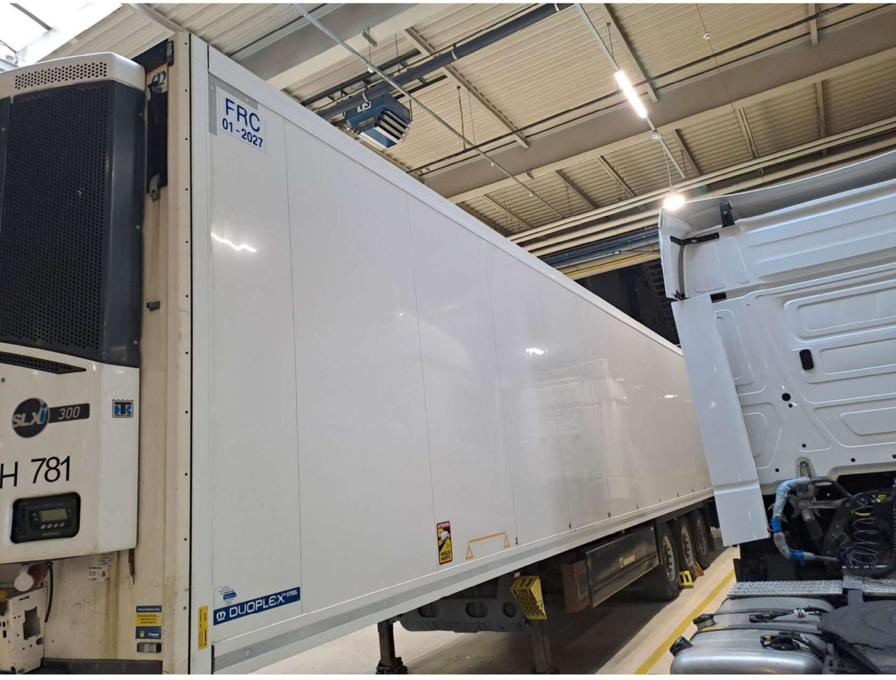 2018 Krone SDR Double Deck Cool Liner FP45 ThermoKing SLXi 300 Lifting Axle - Koelwagen oplegger: afbeelding 2 2018 Krone SDR Double Deck Cool Liner FP45 ThermoKing SLXi 300 Lifting Axle - Koelwagen oplegger: afbeelding 2