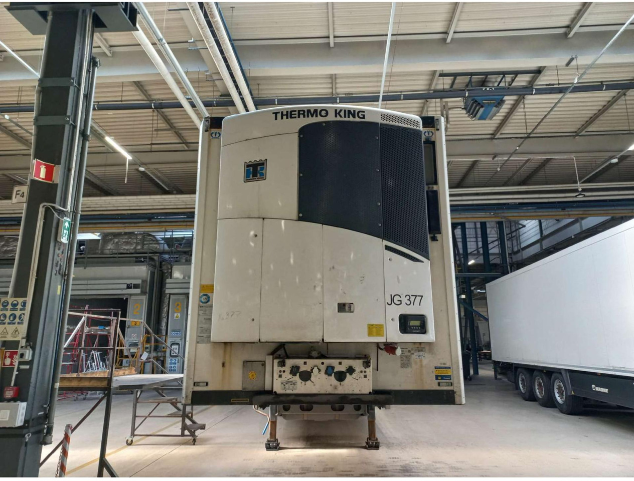 2018 Krone SDR Double Deck Cool Liner FP45 ThermoKing SLXi 300 Lifting Axle - Koelwagen oplegger: afbeelding 2 2018 Krone SDR Double Deck Cool Liner FP45 ThermoKing SLXi 300 Lifting Axle - Koelwagen oplegger: afbeelding 2