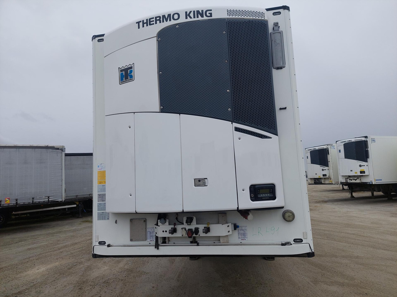 2018 Schmitz Cargobull Double Deck FP 60 ThermoKing SLXi 300 Lifting Axle - Koelwagen oplegger: afbeelding 2 2018 Schmitz Cargobull Double Deck FP 60 ThermoKing SLXi 300 Lifting Axle - Koelwagen oplegger: afbeelding 2