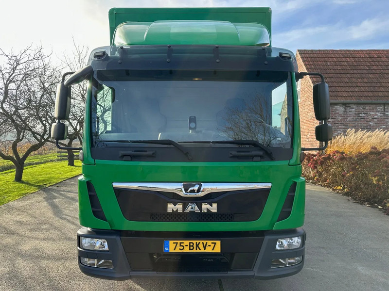 MAN TGL 12.220 / NL TRUCK / 12T / BOX+LIFT 2000kg+SIDE DOOR / AIRCO - Bakwagen: afbeelding 3 MAN TGL 12.220 / NL TRUCK / 12T / BOX+LIFT 2000kg+SIDE DOOR / AIRCO - Bakwagen: afbeelding 3