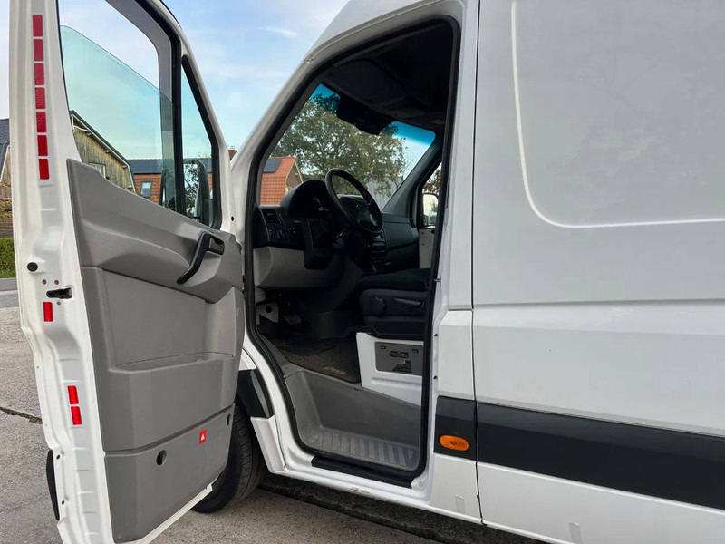 Mercedes-Benz Sprinter 313 CDI / L2H2 / AUTOMAAT / NL BUS / 130 PK / 2-ZITS / CC / AIRCO / CAMERA - Gesloten bestelwagen: afbeelding 5 Mercedes-Benz Sprinter 313 CDI / L2H2 / AUTOMAAT / NL BUS / 130 PK / 2-ZITS / CC / AIRCO / CAMERA - Gesloten bestelwagen: afbeelding 5