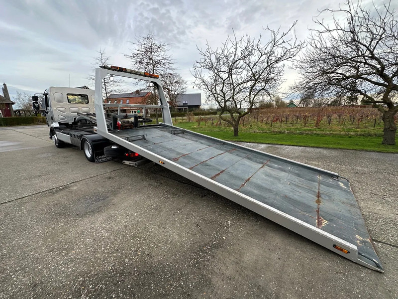 Renault Midlum 240 / NL TRUCK / MANUAL / RECOVERY / HYDRAULIC LIFT / H-FRAME / WINCH / 3 SEATS / - Bergingsvoertuig: afbeelding 3 Renault Midlum 240 / NL TRUCK / MANUAL / RECOVERY / HYDRAULIC LIFT / H-FRAME / WINCH / 3 SEATS / - Bergingsvoertuig: afbeelding 3