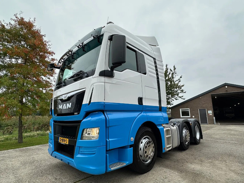 MAN TGX 26.480 / NL TRUCK / RETARDER / EURO 6 / 6X2 / LIFT+STEER AXLE / 60T - Trekker: afbeelding 1 MAN TGX 26.480 / NL TRUCK / RETARDER / EURO 6 / 6X2 / LIFT+STEER AXLE / 60T - Trekker: afbeelding 1