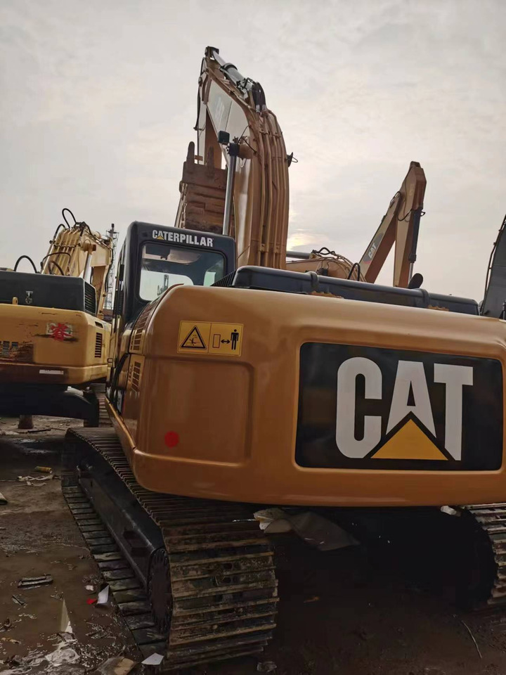 CATERPILLAR 323DL - Rupsgraafmachine: afbeelding 2 CATERPILLAR 323DL - Rupsgraafmachine: afbeelding 2