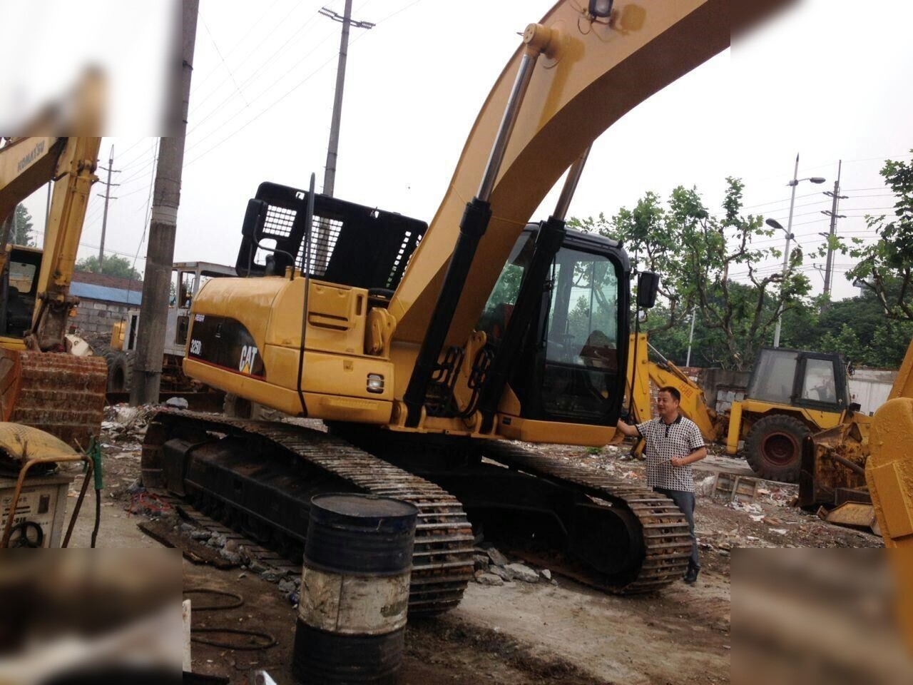 CATERPILLAR 325DL - Rupsgraafmachine: afbeelding 4 CATERPILLAR 325DL - Rupsgraafmachine: afbeelding 4