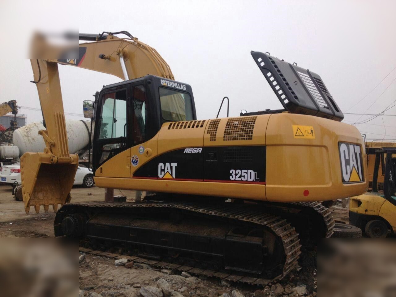 CATERPILLAR 325DL - Rupsgraafmachine: afbeelding 1 CATERPILLAR 325DL - Rupsgraafmachine: afbeelding 1