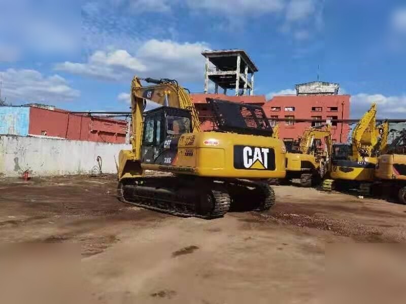 CATERPILLAR 330C - Rupsgraafmachine: afbeelding 2 CATERPILLAR 330C - Rupsgraafmachine: afbeelding 2