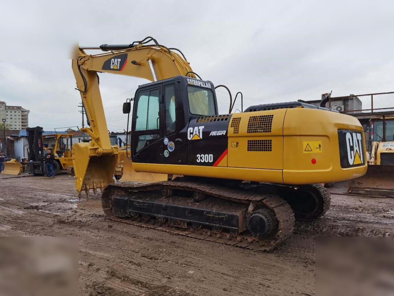 CATERPILLAR 330D - Rupsgraafmachine: afbeelding 1 CATERPILLAR 330D - Rupsgraafmachine: afbeelding 1