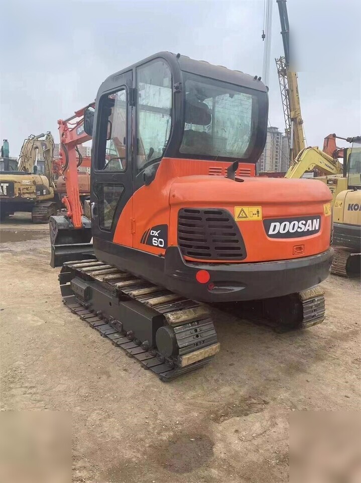 DOOSAN DX60 - Rupsgraafmachine: afbeelding 5 DOOSAN DX60 - Rupsgraafmachine: afbeelding 5