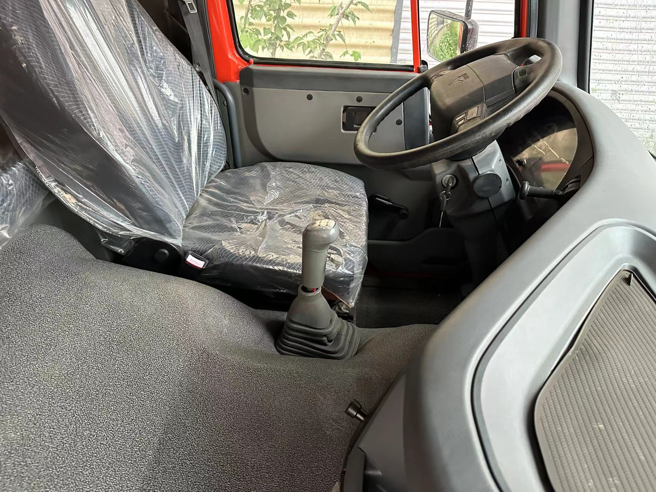 Kipper vrachtwagen HOWO 371: afbeelding 6