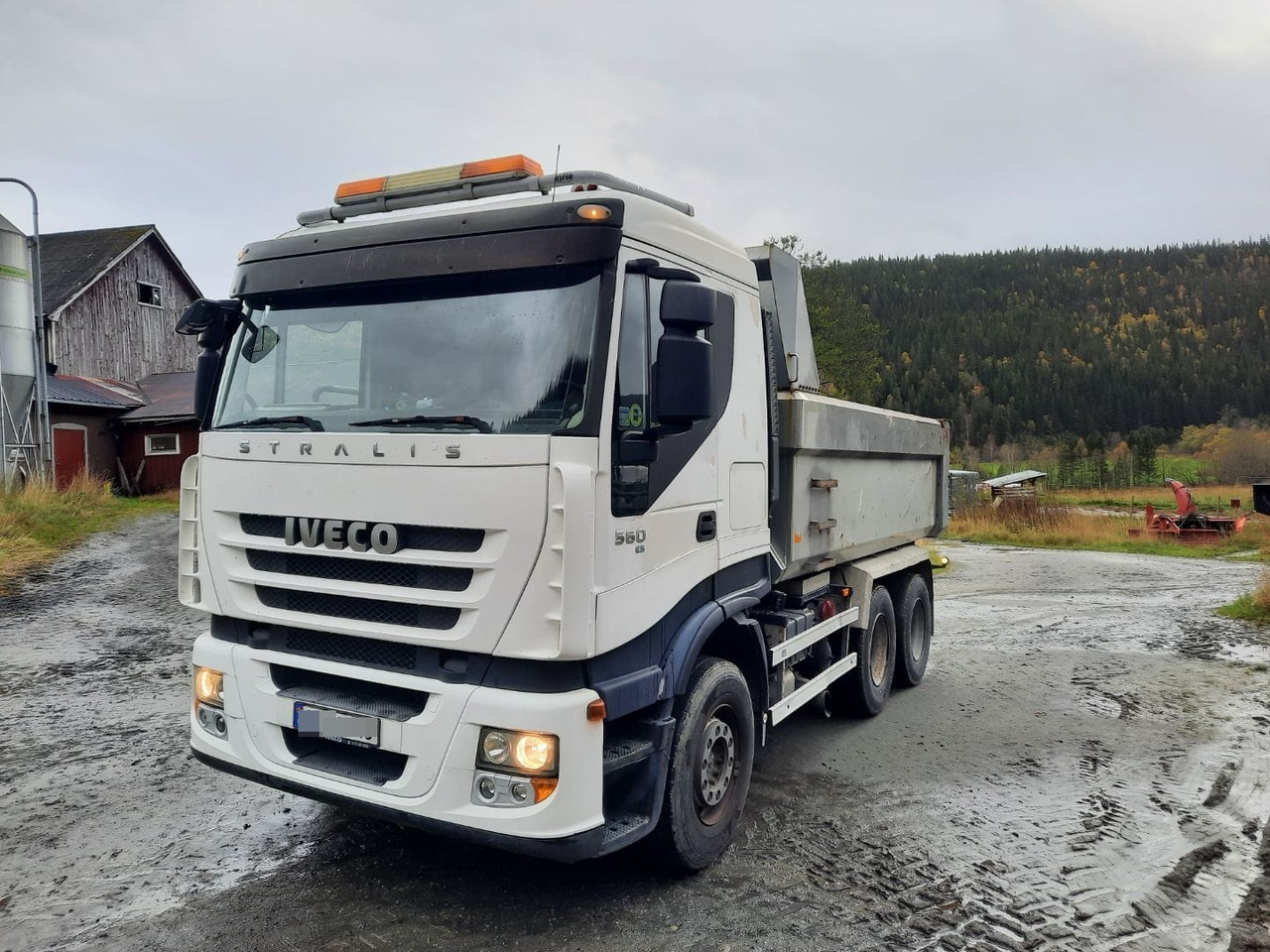 IVECO Stralis 560 - Kipper vrachtwagen: afbeelding 1 IVECO Stralis 560 - Kipper vrachtwagen: afbeelding 1