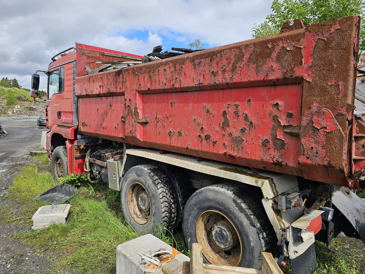 MAN TGA 26.480 6x4 Manual Full Steel - Kipper vrachtwagen: afbeelding 2 MAN TGA 26.480 6x4 Manual Full Steel - Kipper vrachtwagen: afbeelding 2