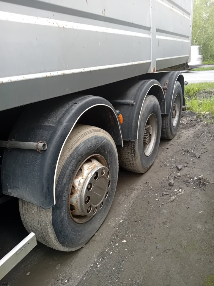 Sisu E18 630 - Kipper vrachtwagen: afbeelding 5 Sisu E18 630 - Kipper vrachtwagen: afbeelding 5